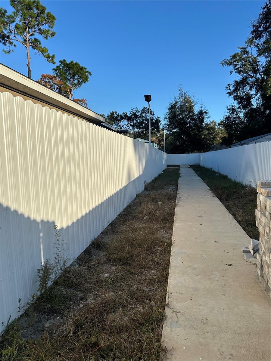 ROYAL HIGHLANDS - Residential