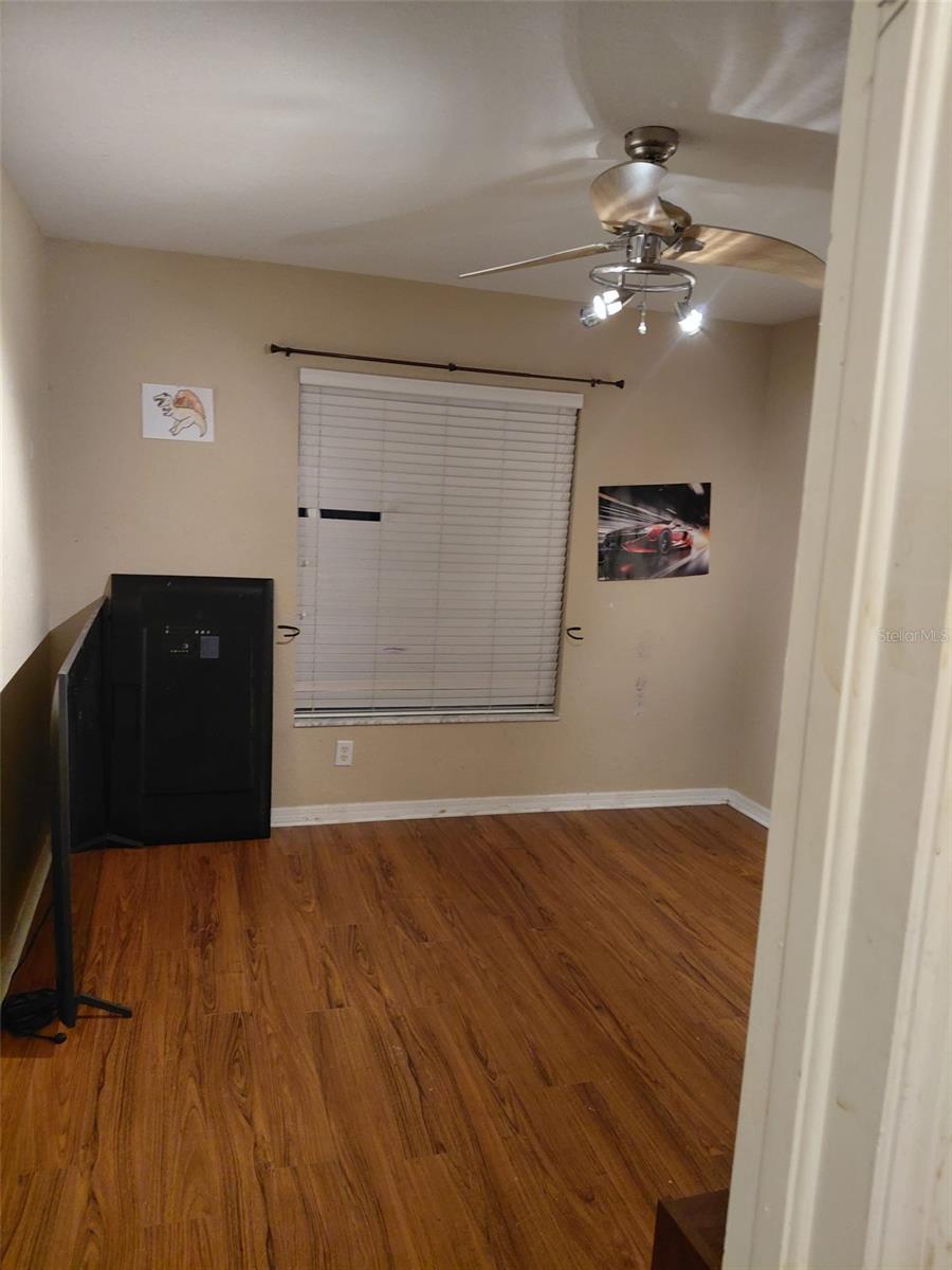 ROYAL HIGHLANDS - Residential