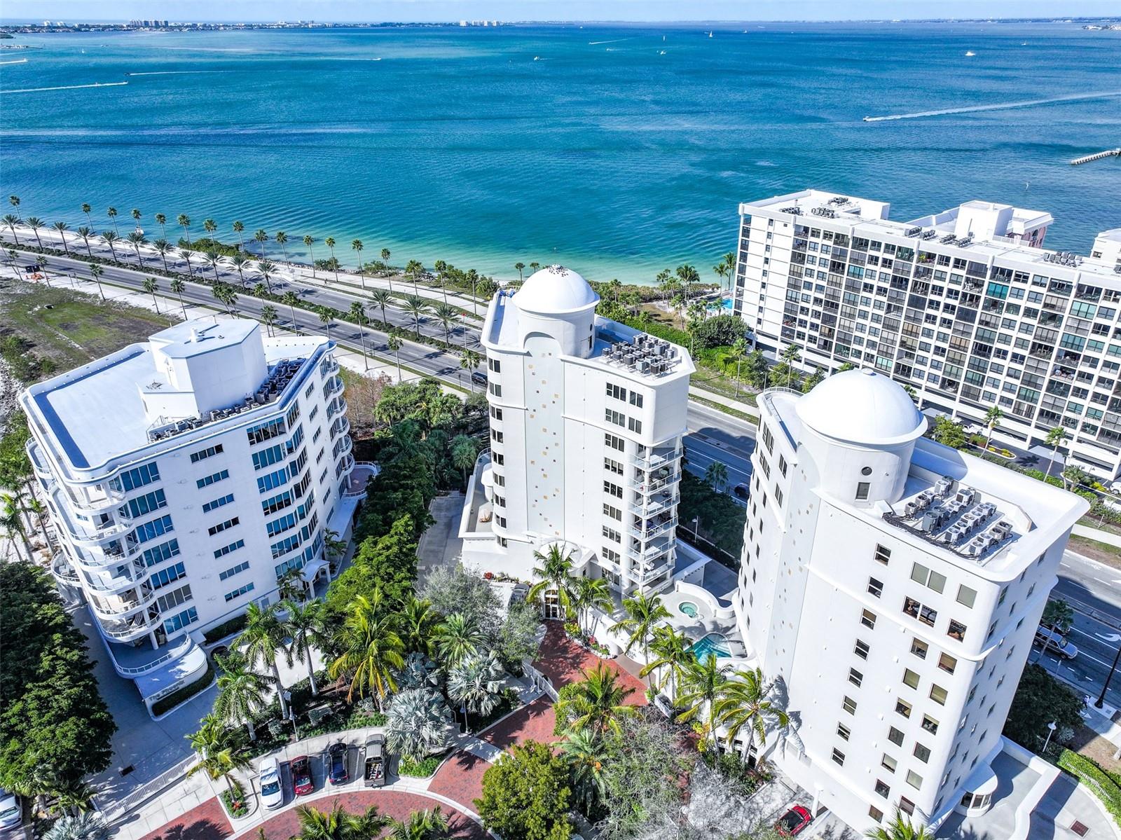 VISTA BAY POINT - Residential