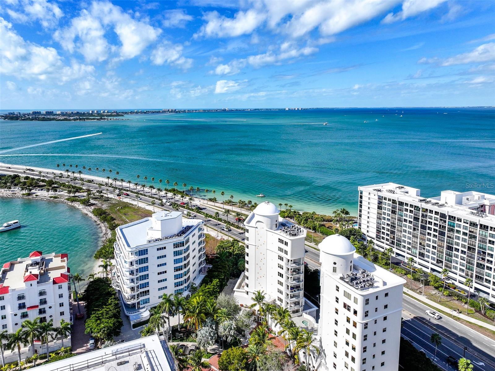 VISTA BAY POINT - Residential