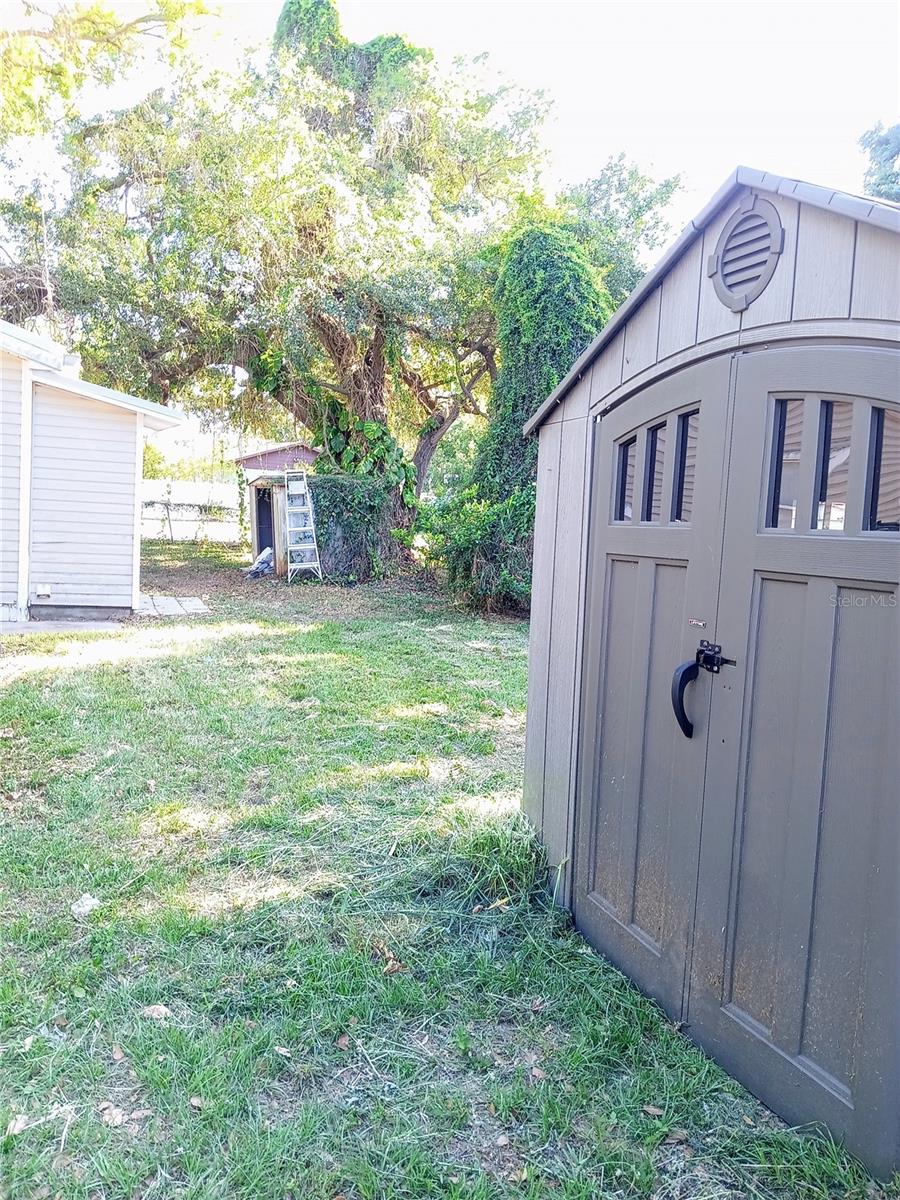 MANGO HILLS - Residential