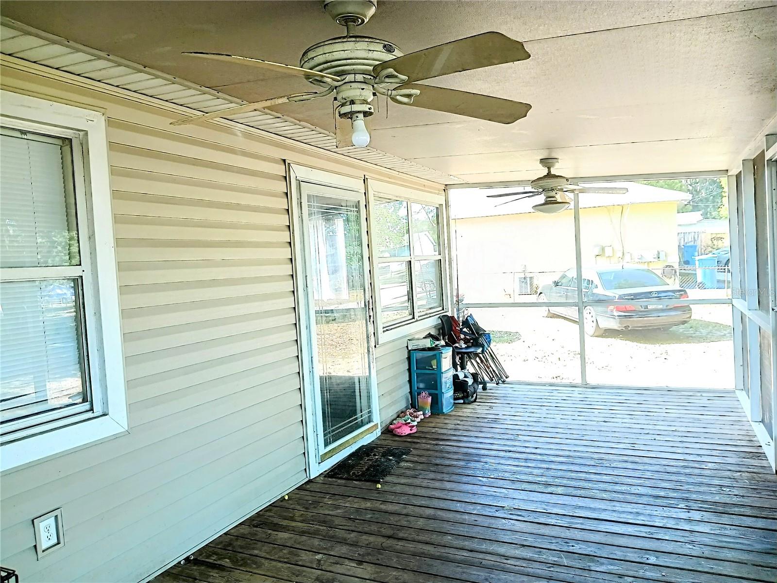 MANGO HILLS - Residential