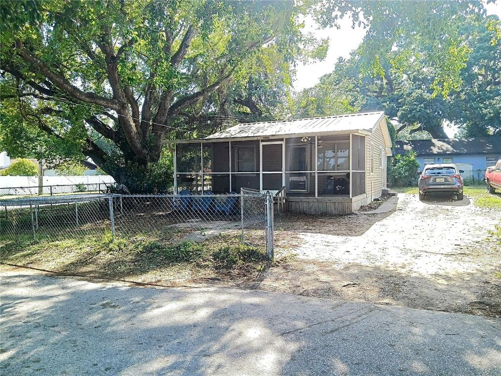 Photo of 5202 Lime Avenue, Seffner, FL 33584 (MLS # TB8409008)