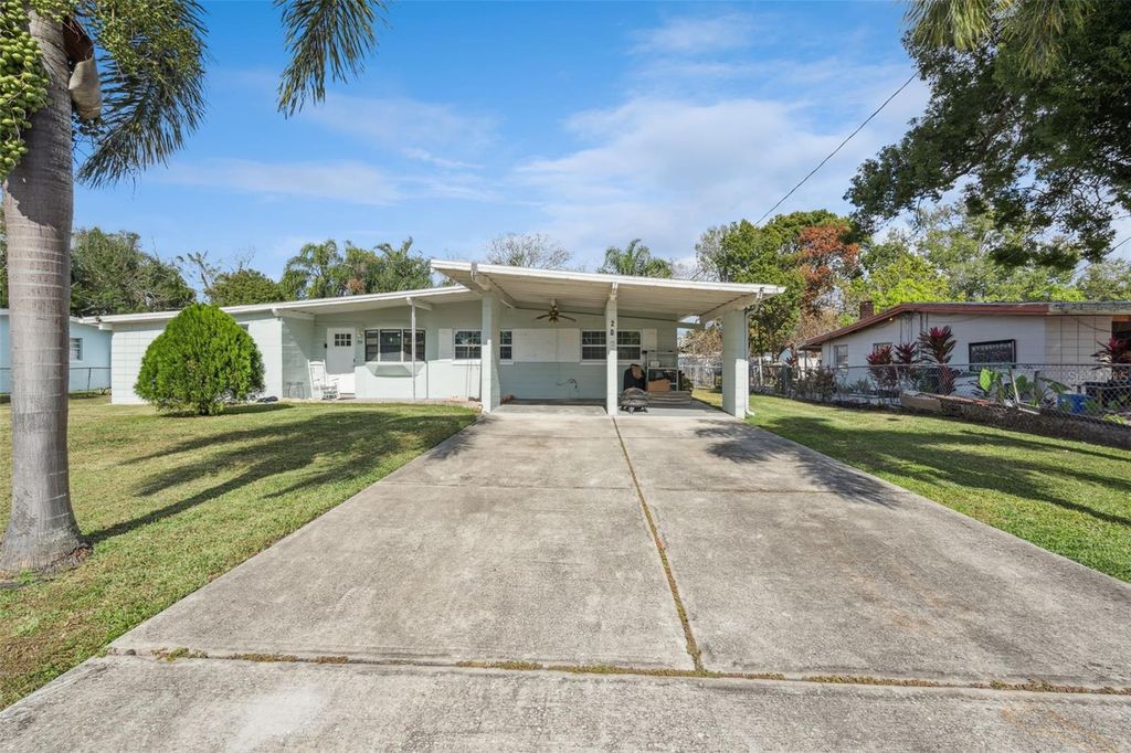 Photo of 201 W Pierce Avenue, Orlando, FL 32809 (MLS # O6376043)