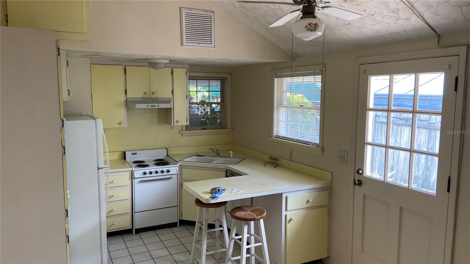 SUNSET PARK REP - Residential