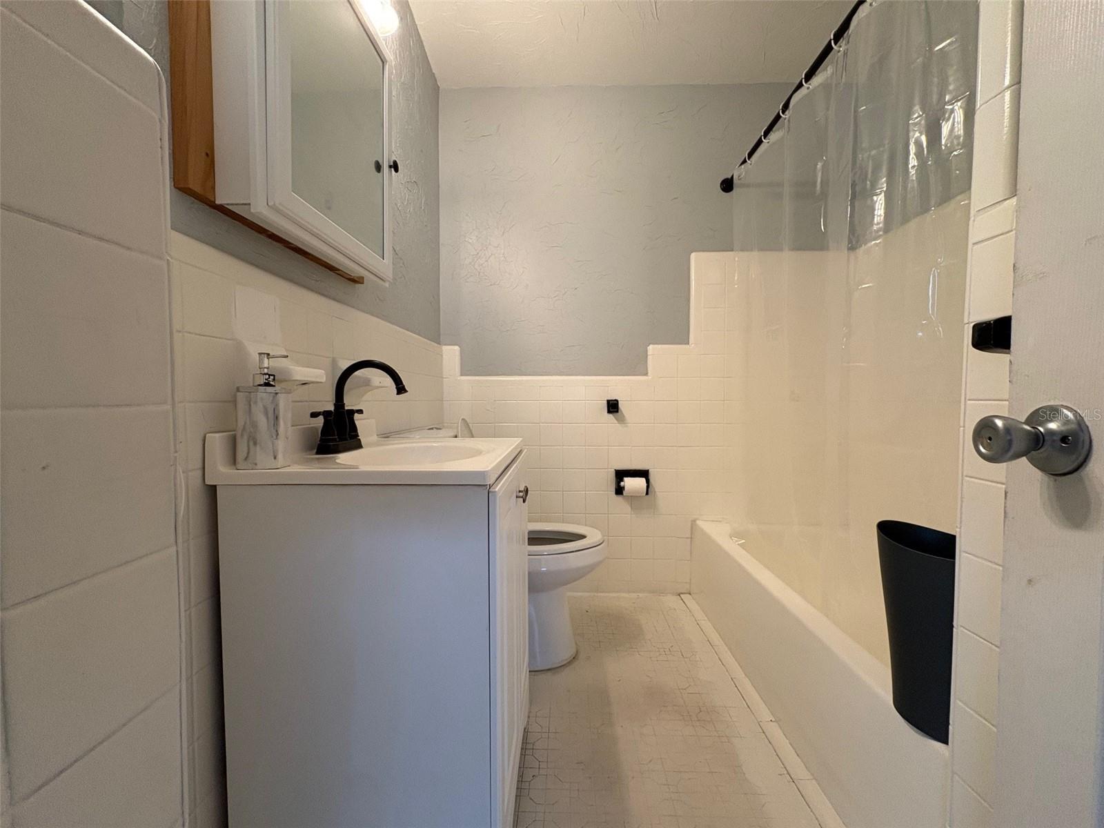 RICHLAND MANOR - Residential