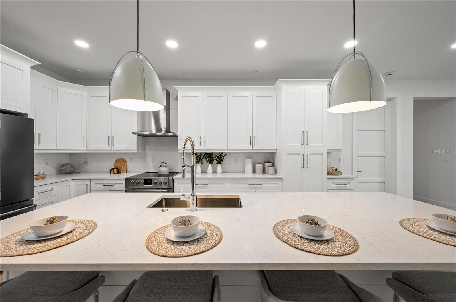 POINSETTIA PARK 2 - Residential