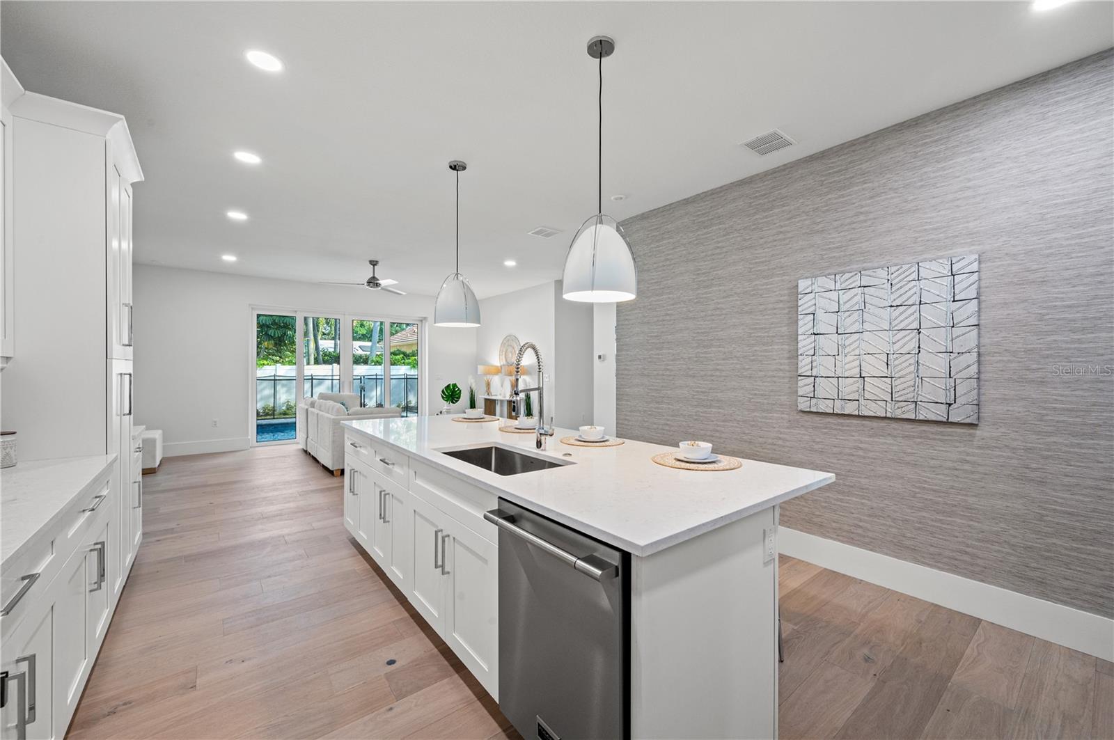 POINSETTIA PARK 2 - Residential