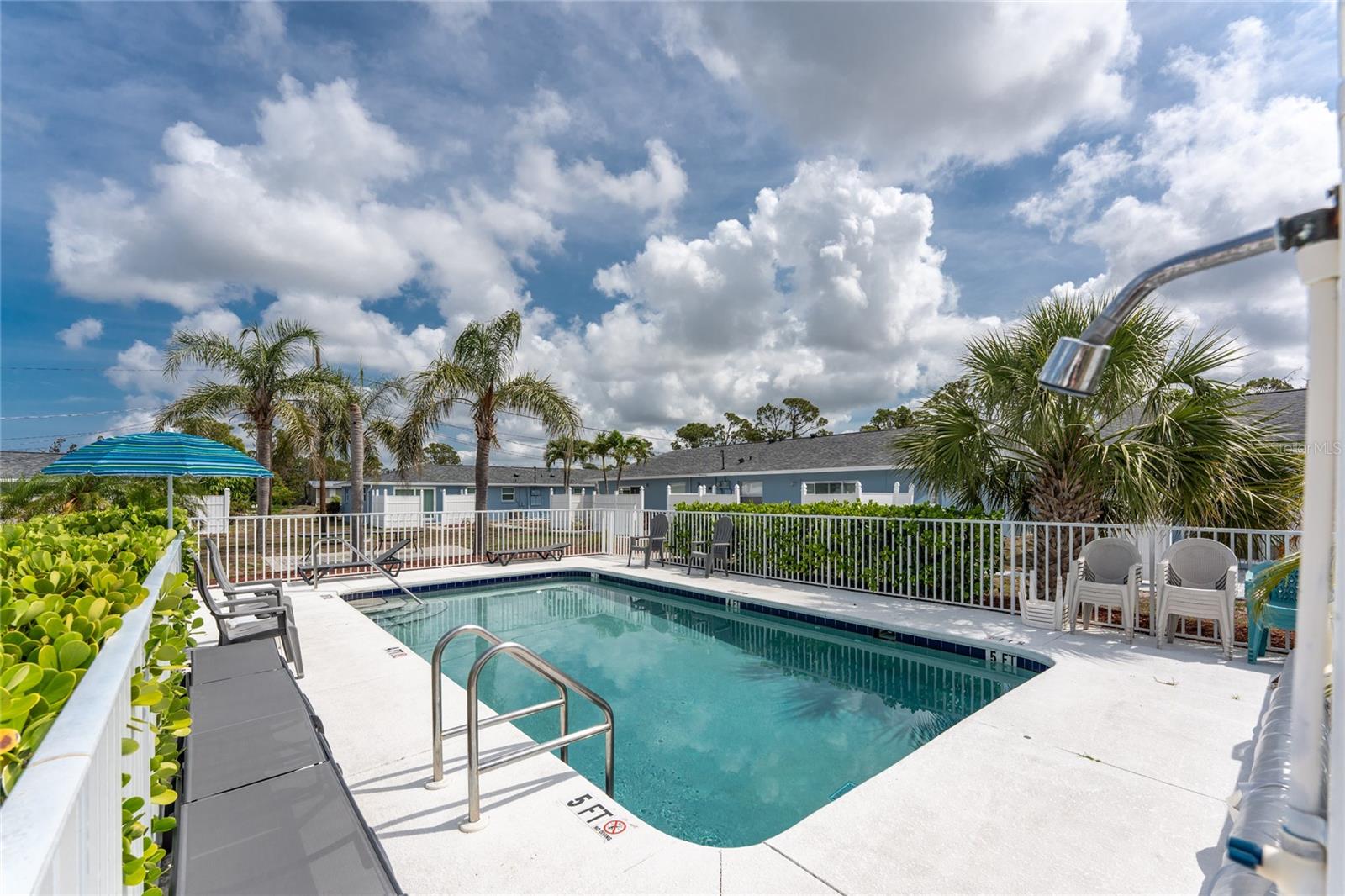 STUMP PASS CONDO - Residential