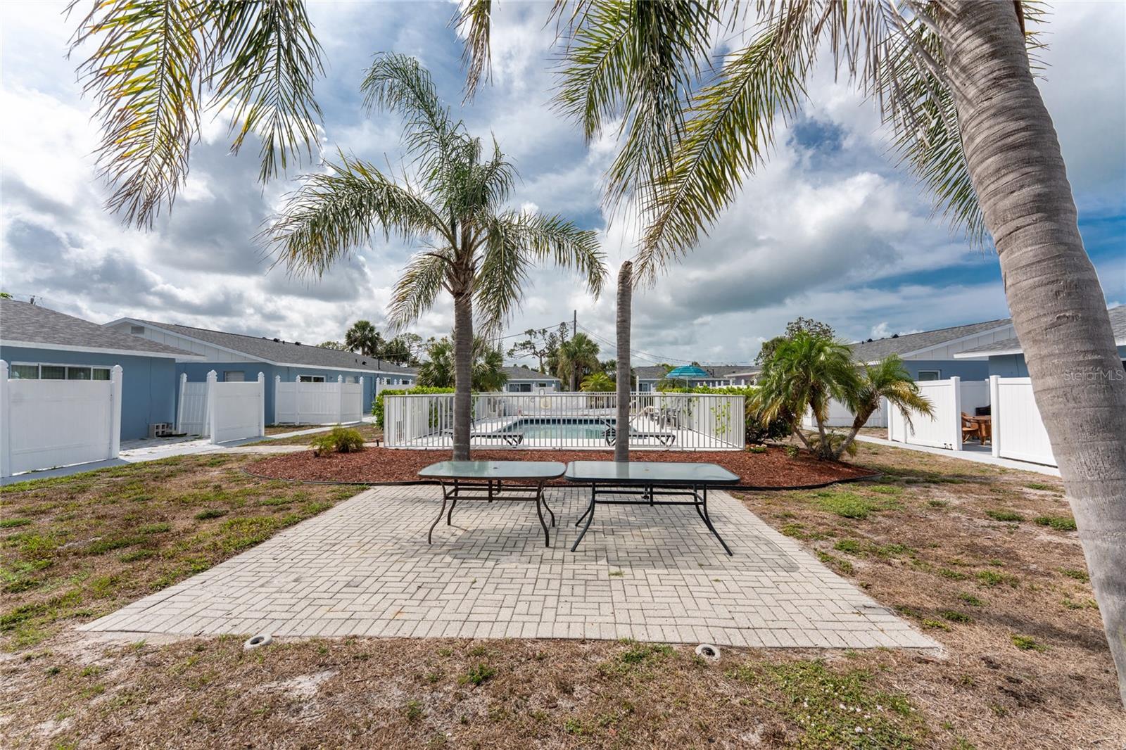 STUMP PASS CONDO - Residential