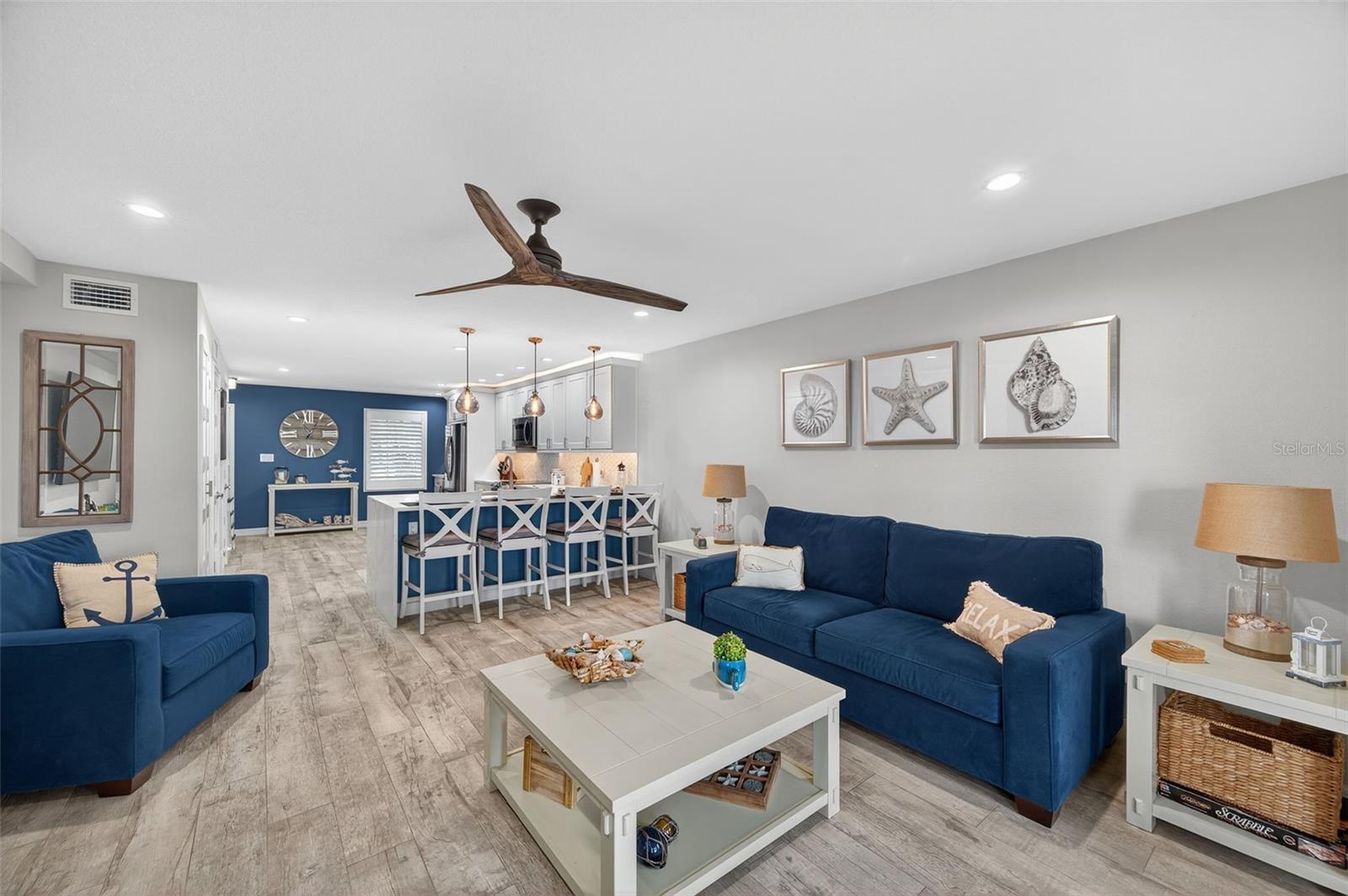 5186 COQUINA KEY DRIVE SE