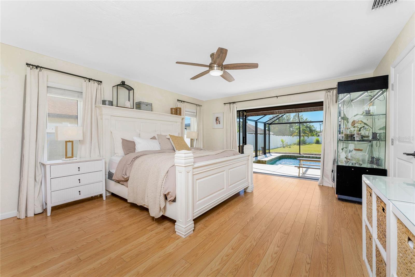 OAK HOLLOW AS - Residential