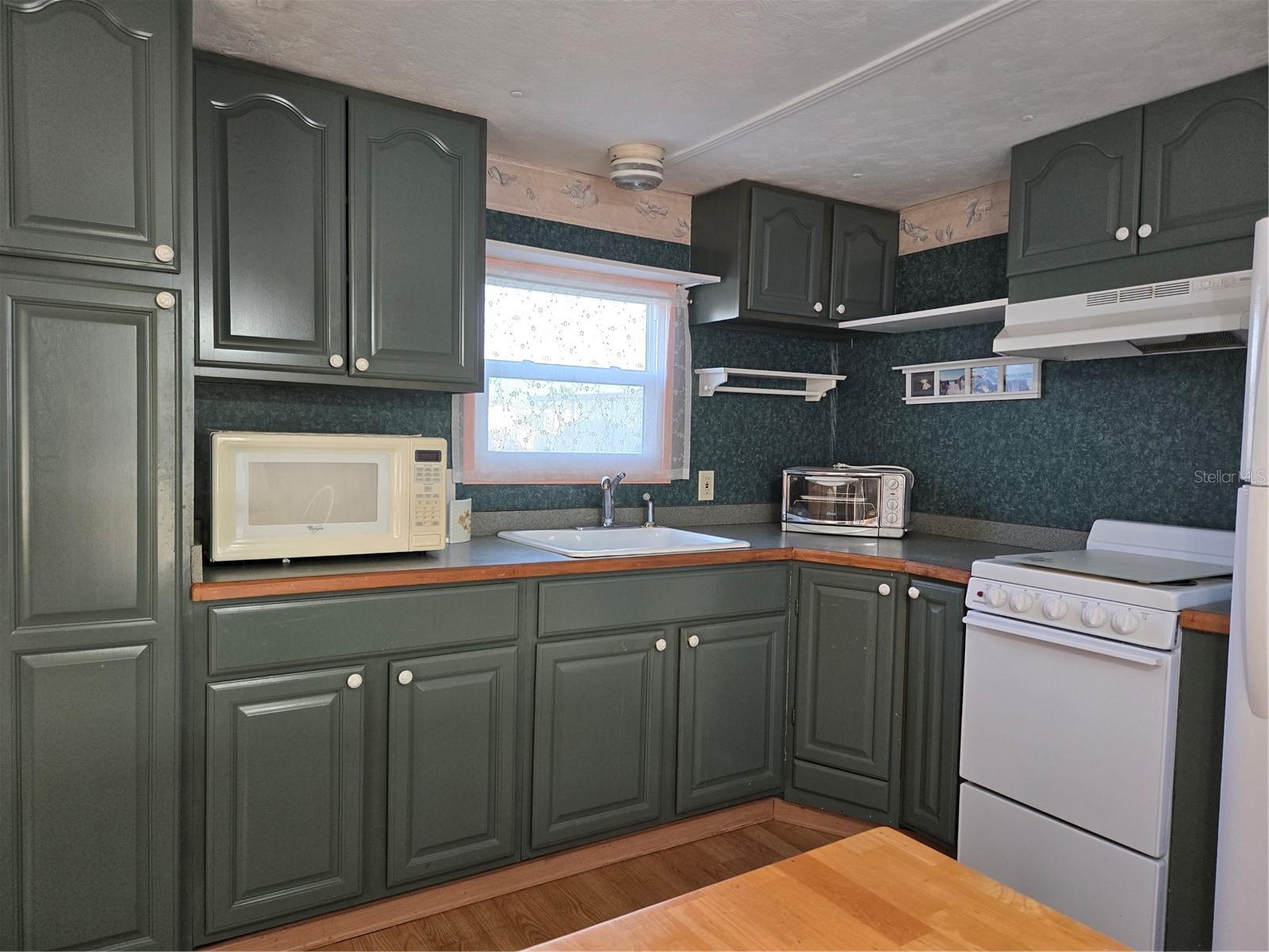 SANDALWOOD PARK - Residential