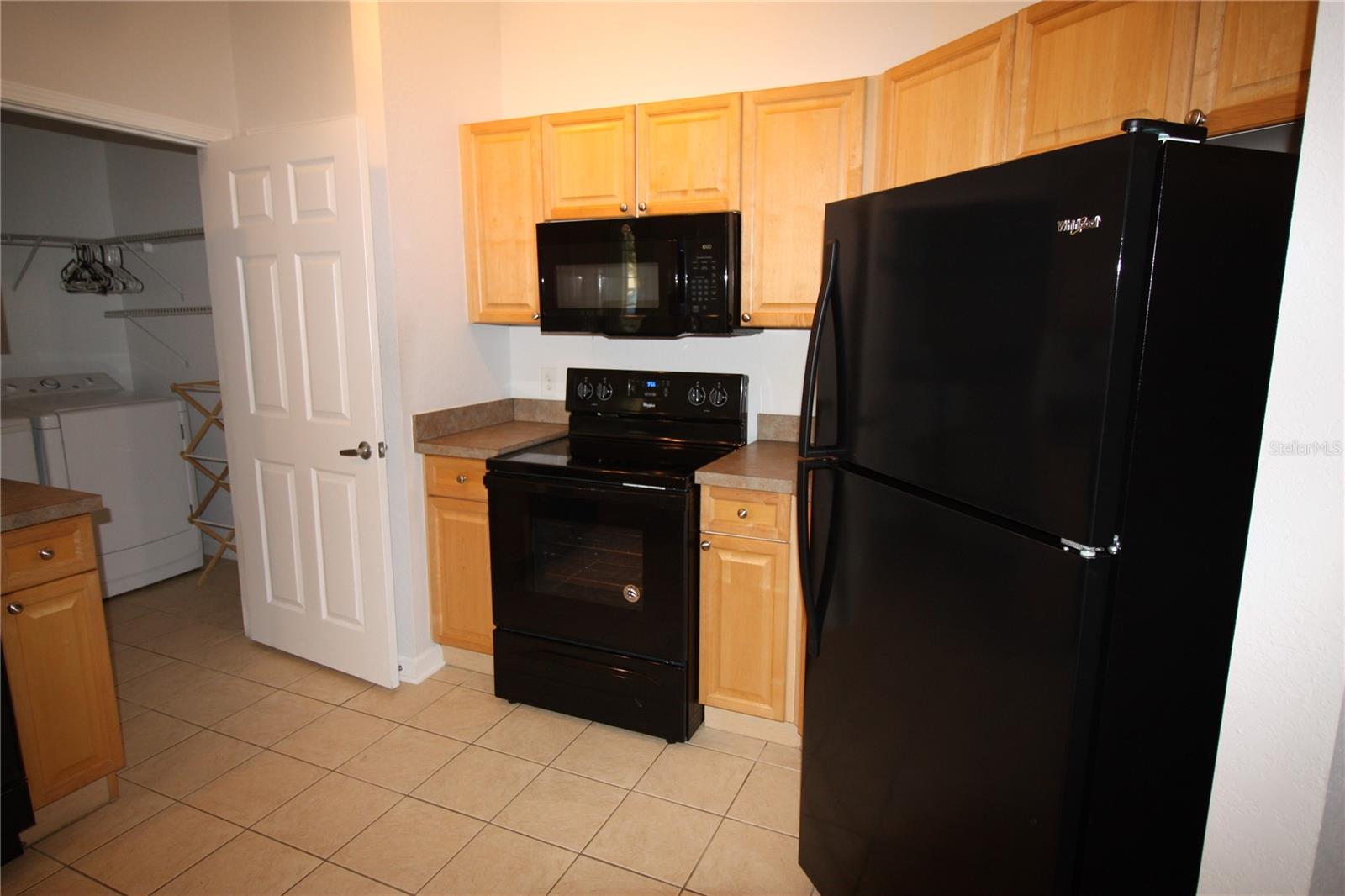 TERRACE RIDGE AT TOWN CENTER EAST CONDO - Residential Lease