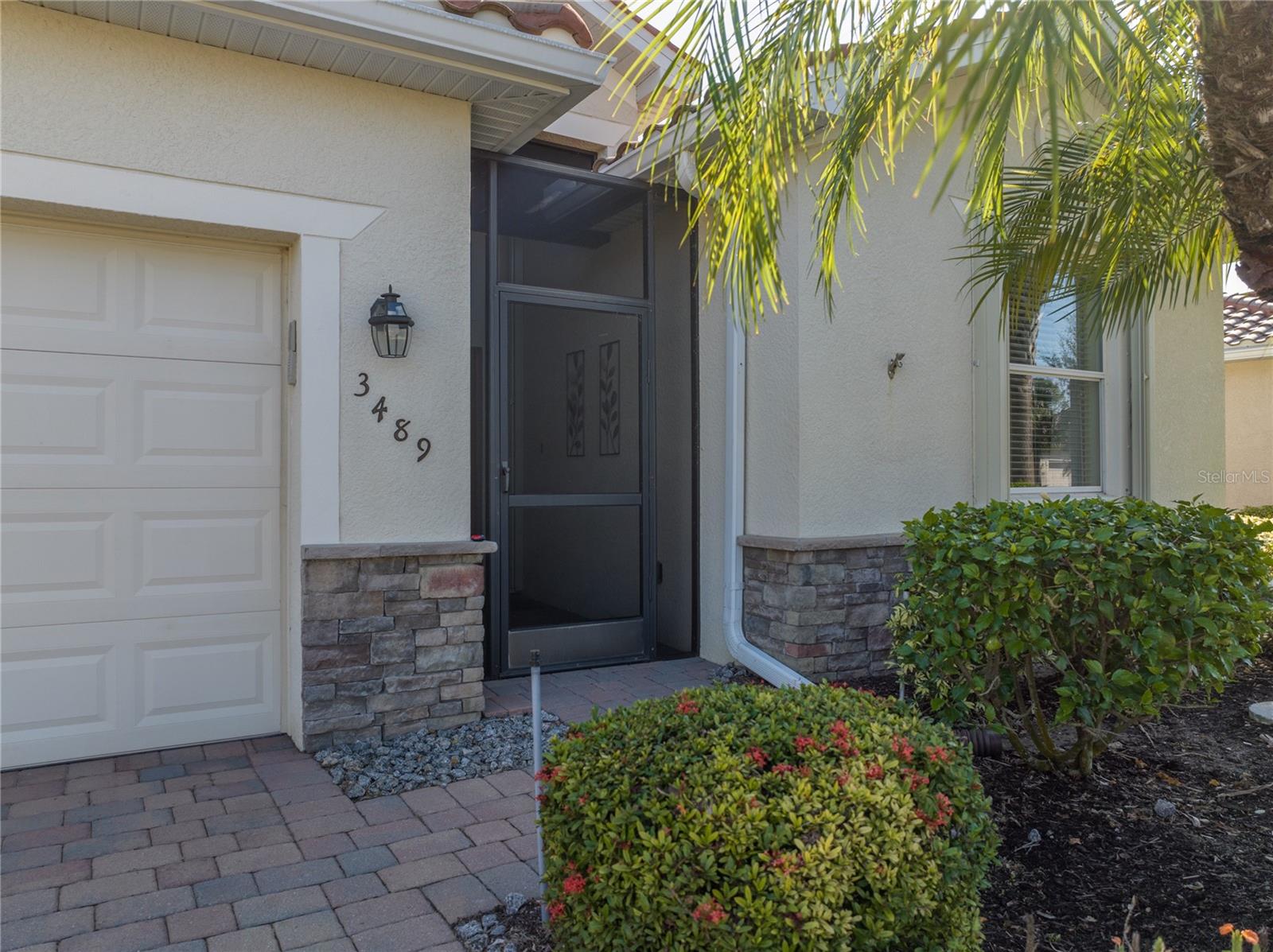 3489 DANDOLO CIRCLE