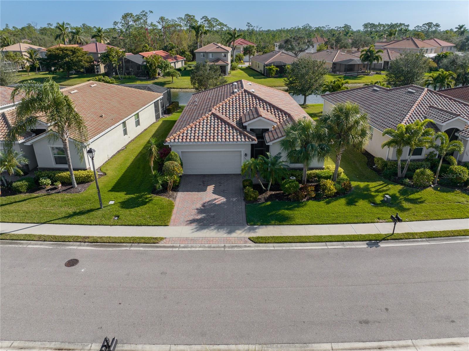 3489 DANDOLO CIRCLE