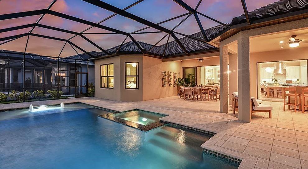 AZARIO ESPLANADE - Residential