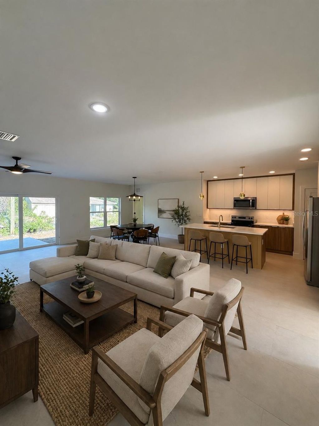 Photo of 5813 Regent Road, Venice, FL 34293 (MLS # O6402283)