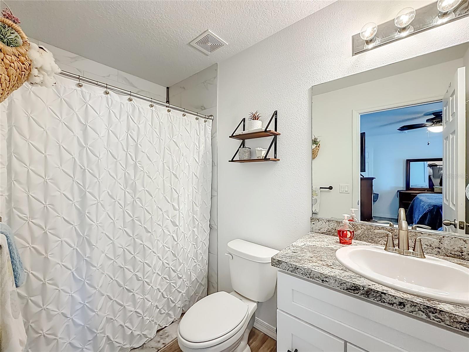 INVERNESS VILLAGE UN 4 - Residential