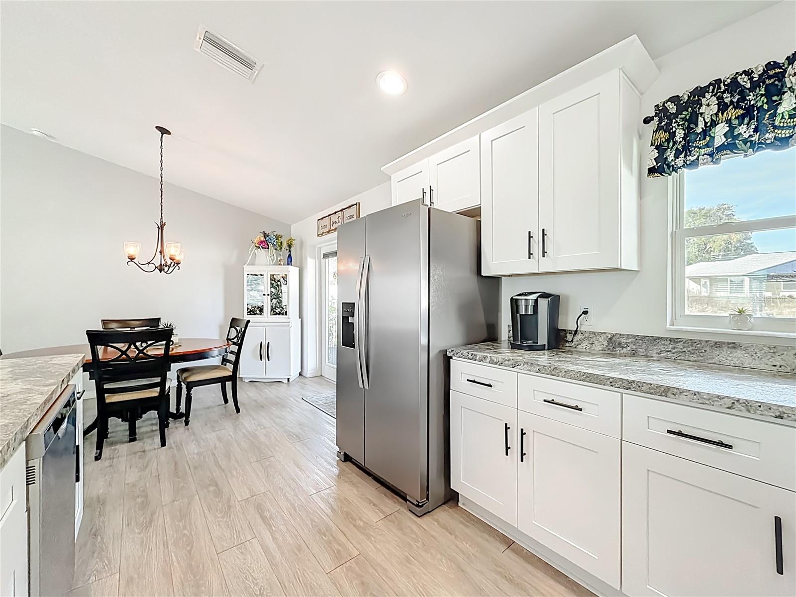 INVERNESS VILLAGE UN 4 - Residential