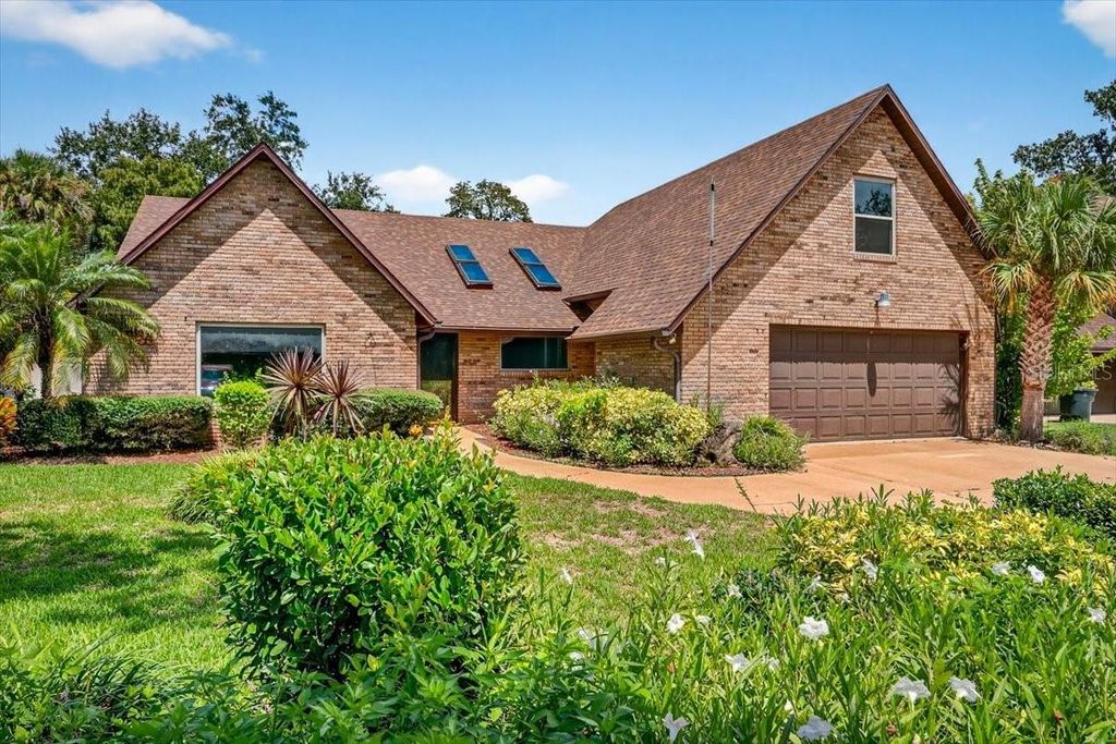 Photo of 16 Fox Hollow Drive, Ormond Beach, FL 32174 (MLS # V4945416)