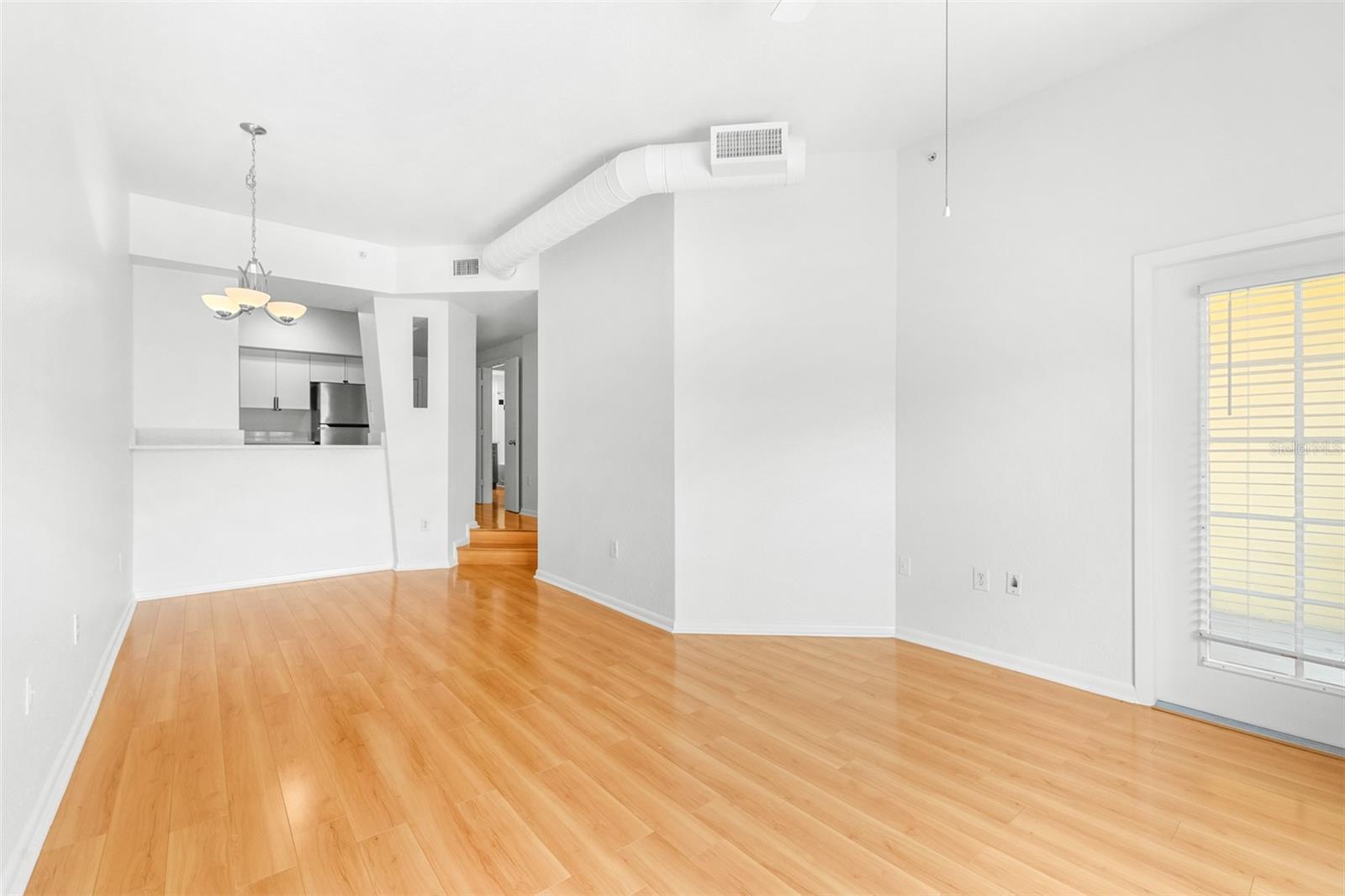 2421 W HORATIO STREET 835