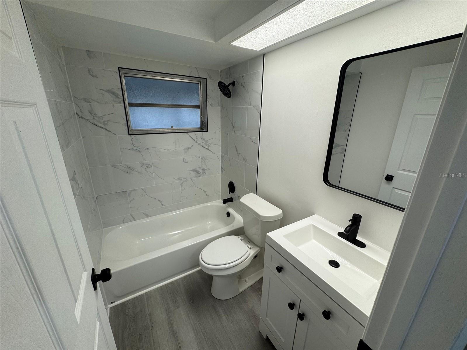 EMBASSY HILLS - Residential