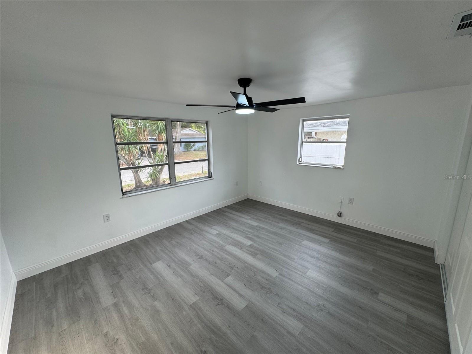 EMBASSY HILLS - Residential