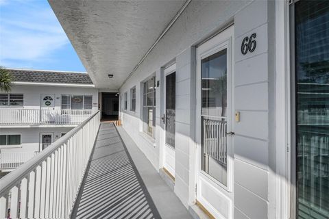 2002 AUSTRALIA WAY E 66 CLEARWATER FL 33763