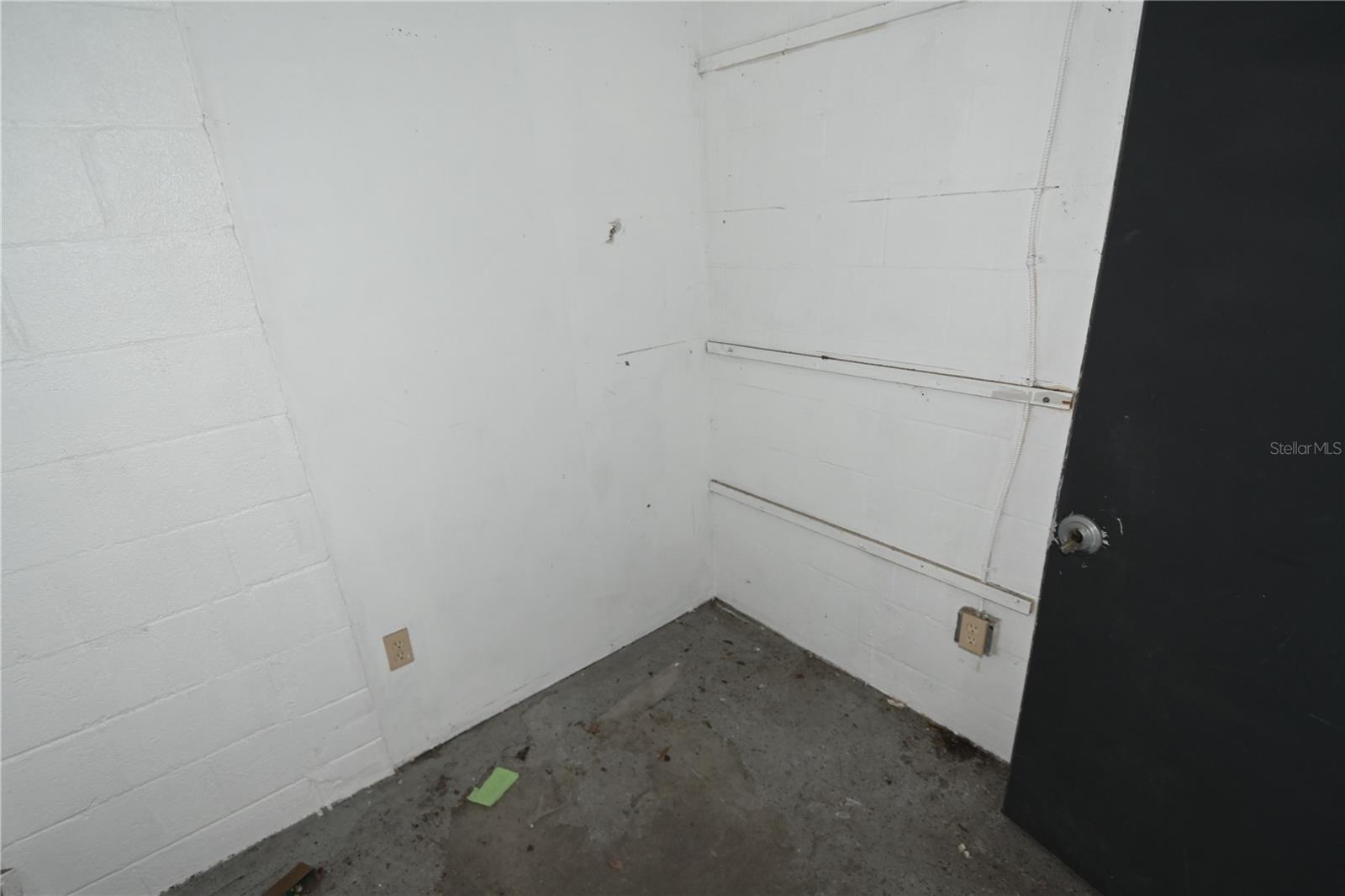 JAMES M WILLCOX ADD - Commercial Sale