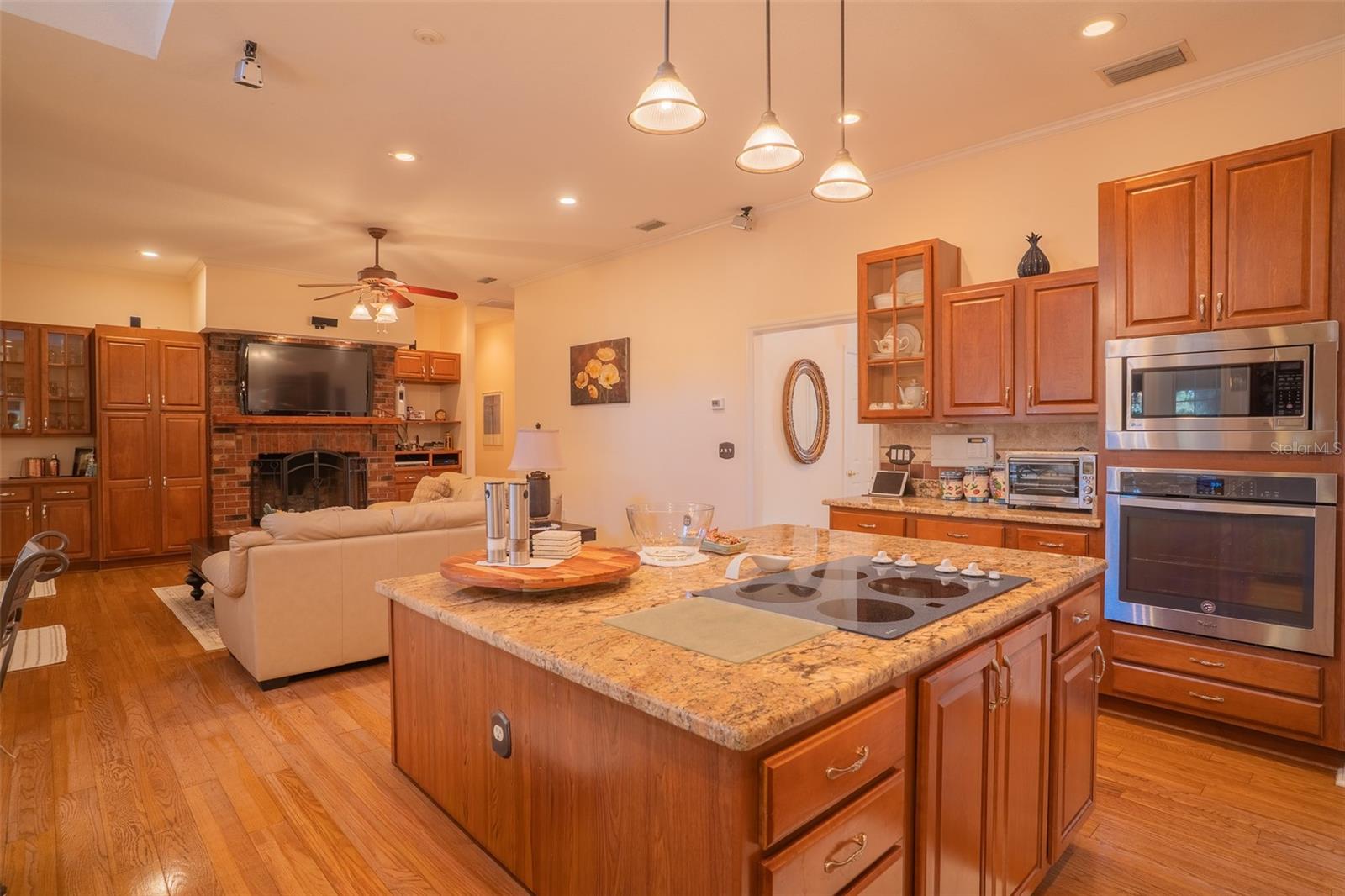 PIER POINT - Residential