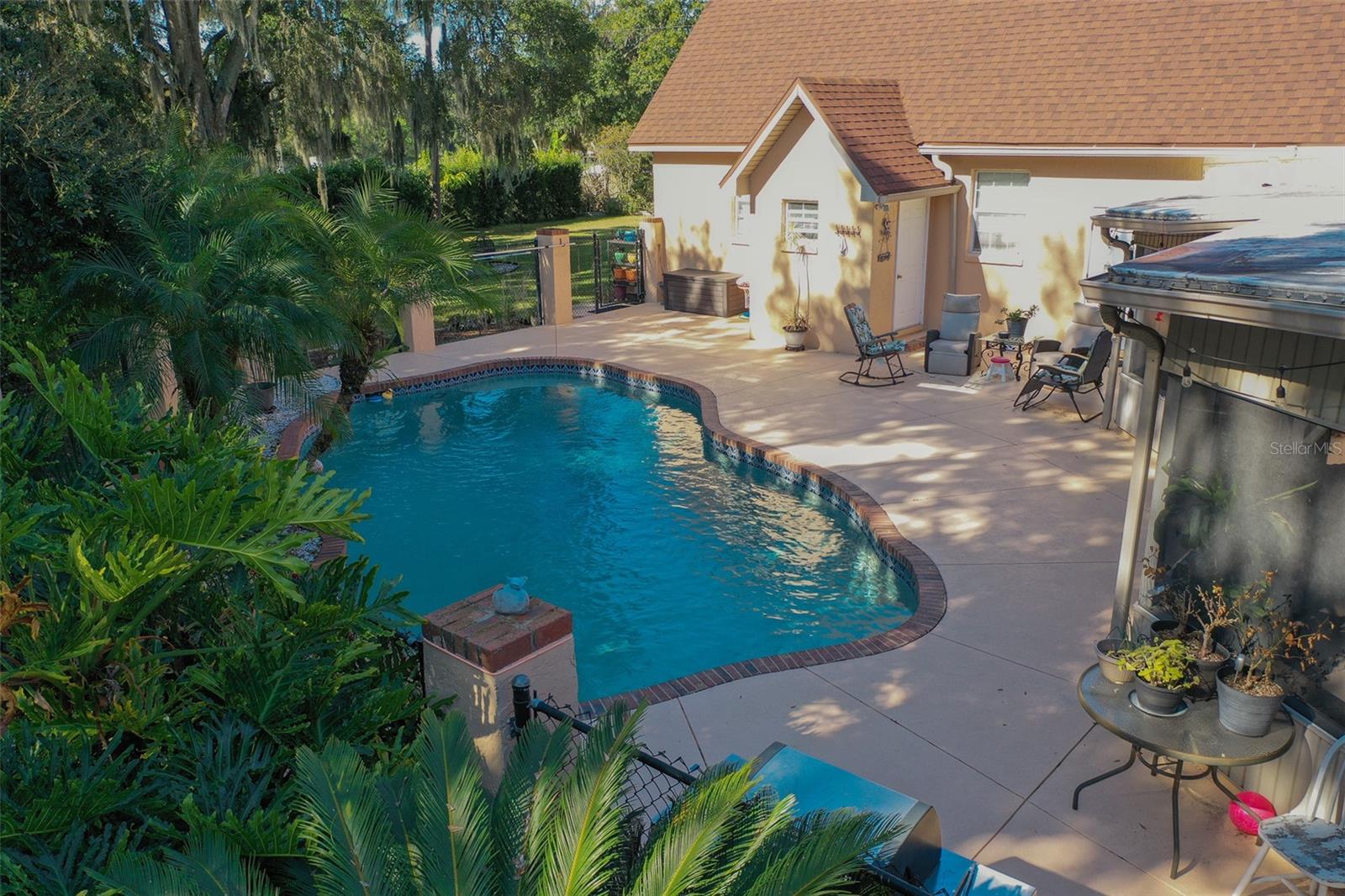 PIER POINT - Residential