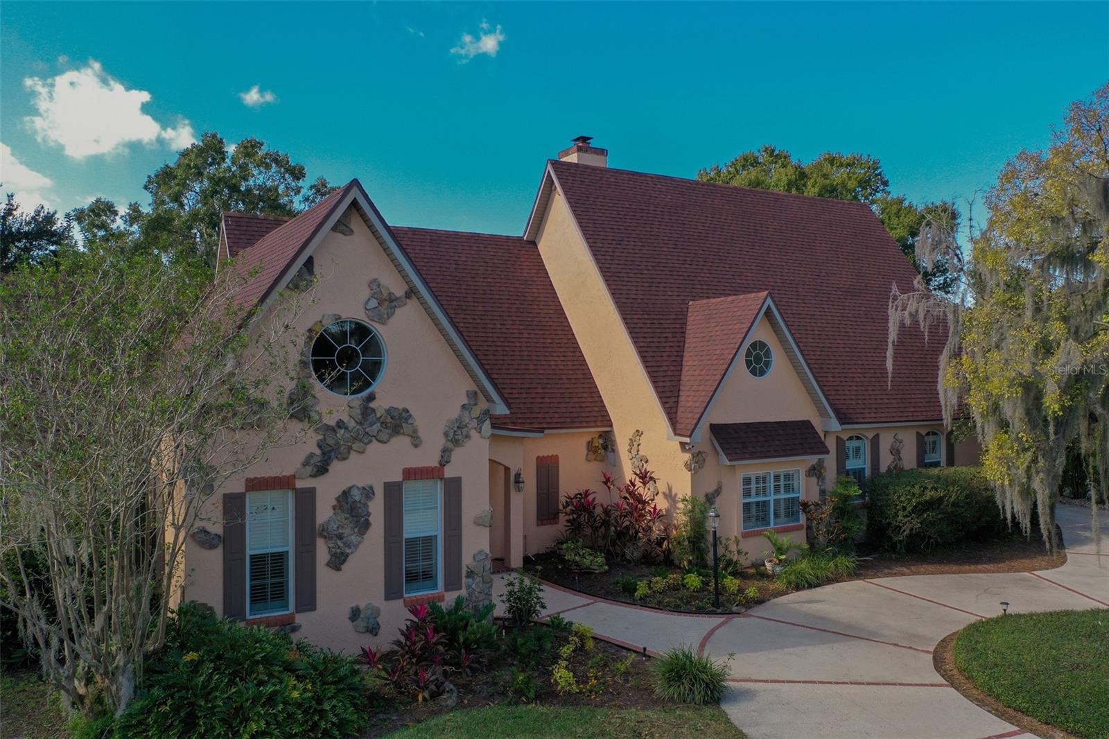 PIER POINT - Residential