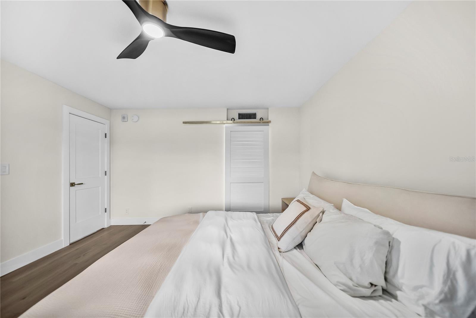 COVE CAY 26-17 VILLAGE I - Residential