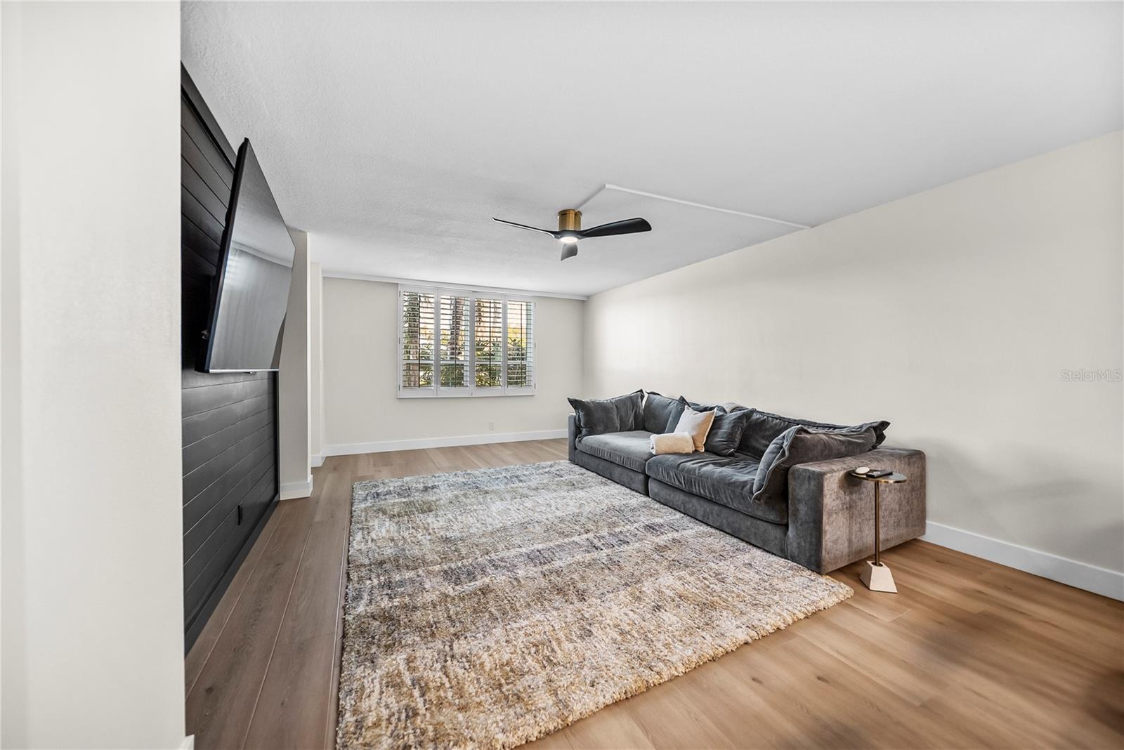 COVE CAY 26-17 VILLAGE I - Residential