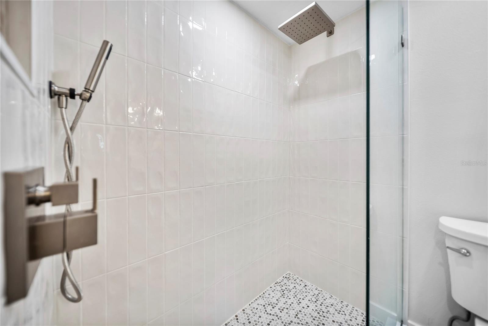 COVE CAY 26-17 VILLAGE I - Residential