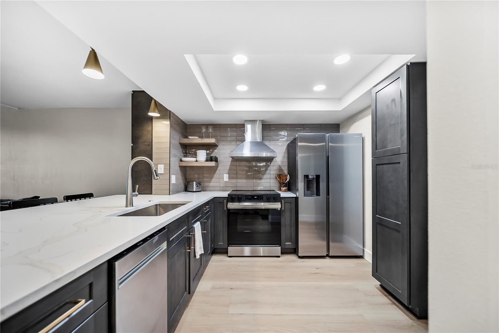 COVE CAY 26-17 VILLAGE I - Residential