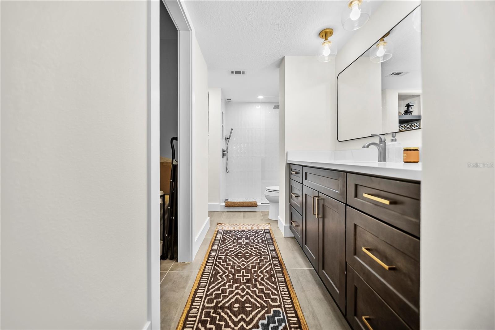 COVE CAY 26-17 VILLAGE I - Residential