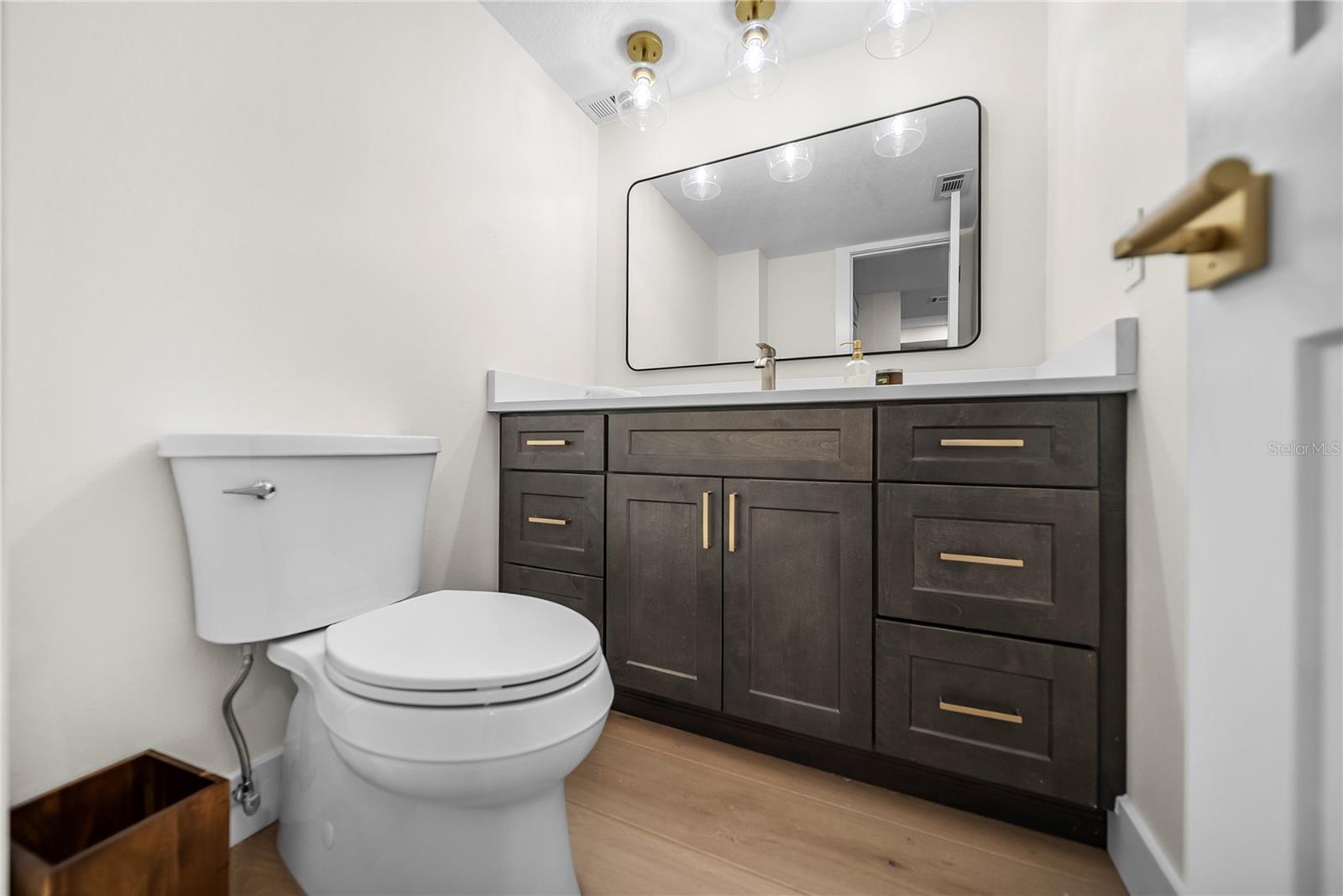 COVE CAY 26-17 VILLAGE I - Residential