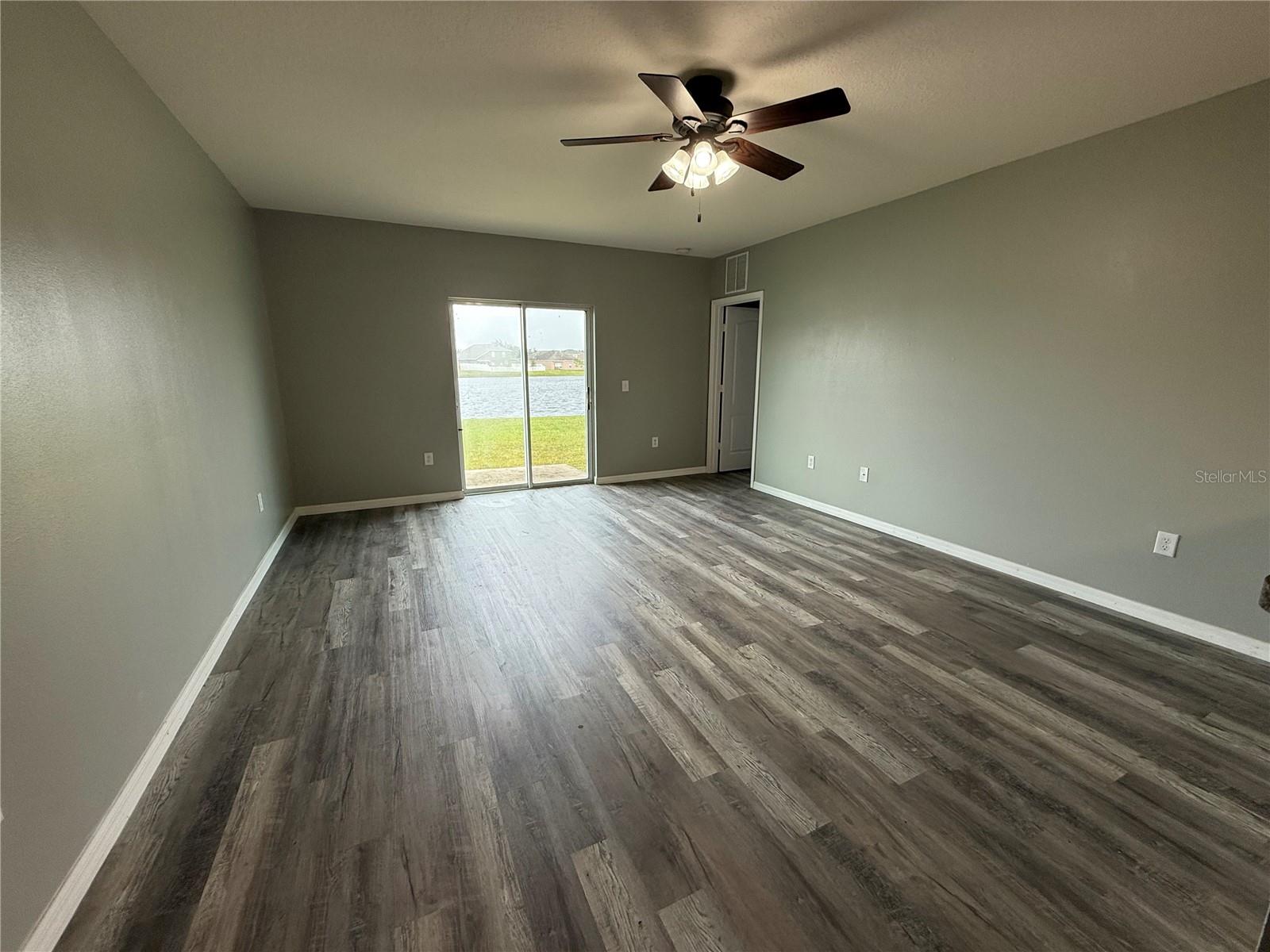 RAINTREE AT SPRINGLAKE VLG PH 1B - Residential