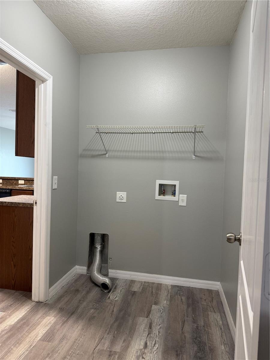 RAINTREE AT SPRINGLAKE VLG PH 1B - Residential