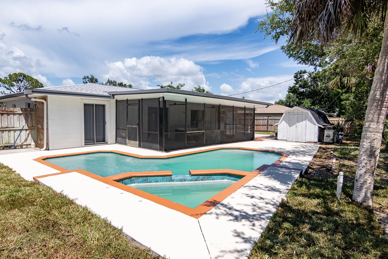 3338 ROSLYN ROAD
