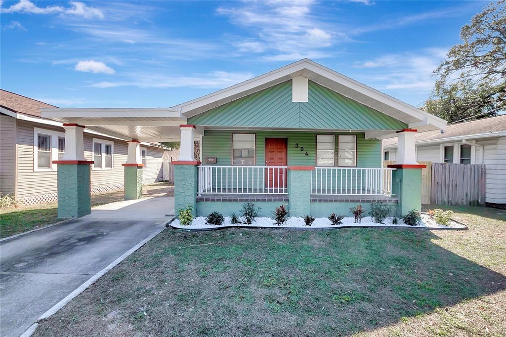 Photo of 304 W Haya Street, Tampa, FL 33603 (MLS # TB8471078)