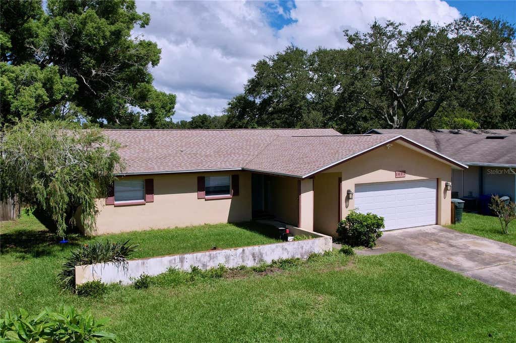 Photo of 1622 Dale Circle S, Dunedin, FL 34698 (MLS # TB8534732)