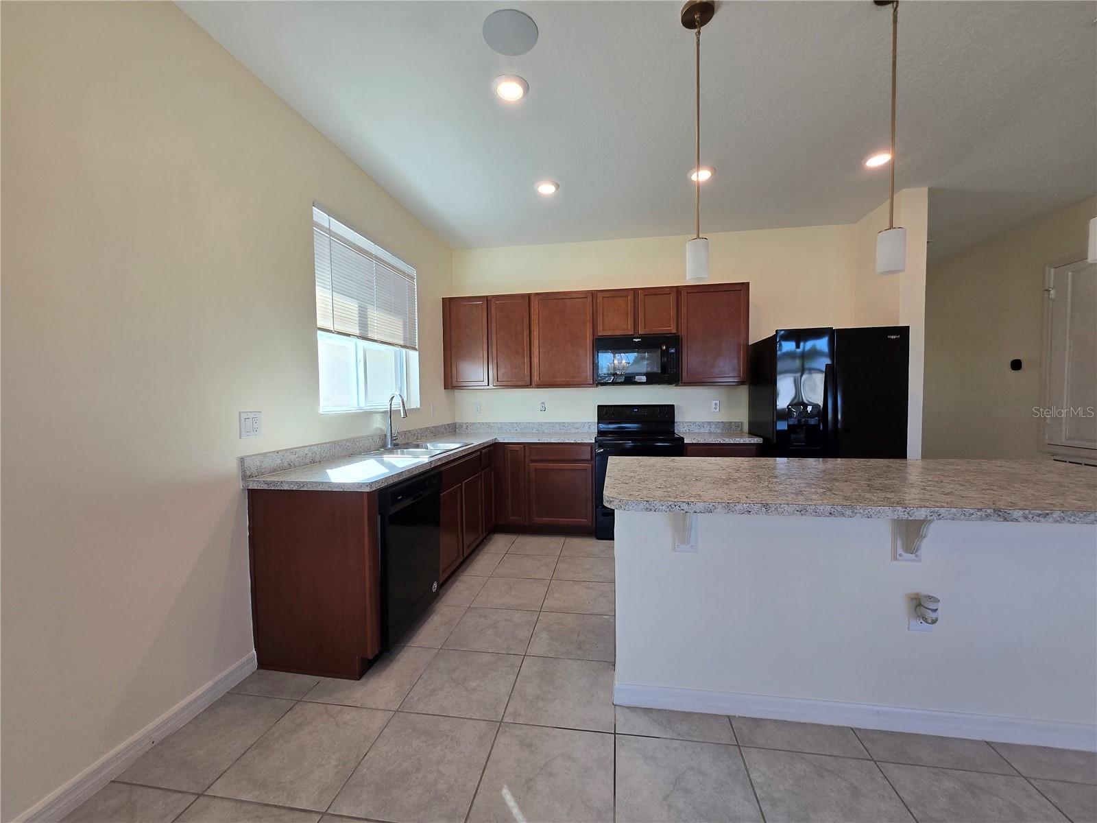 CASA BELLA - Residential Lease