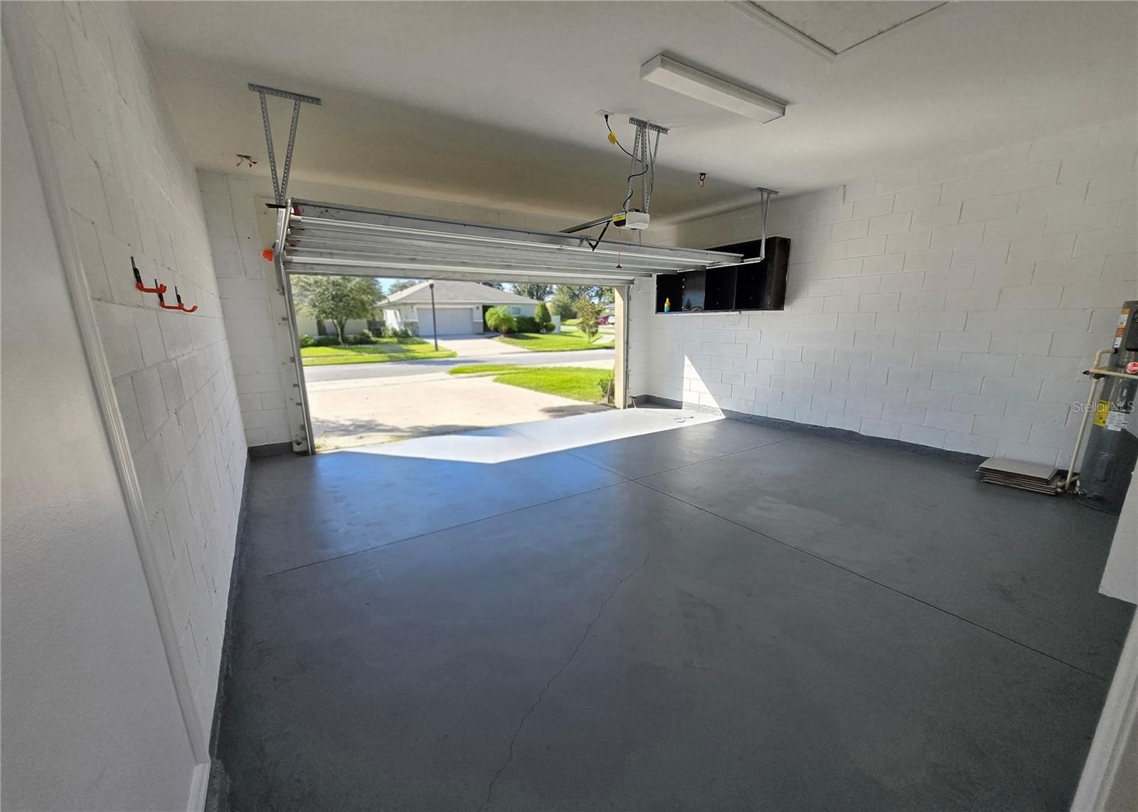 CASA BELLA - Residential Lease