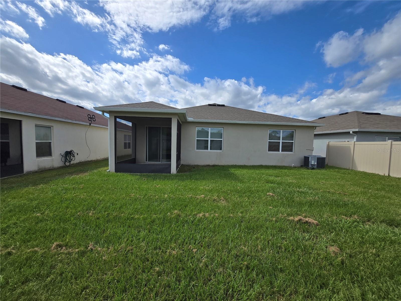 CASA BELLA - Residential Lease
