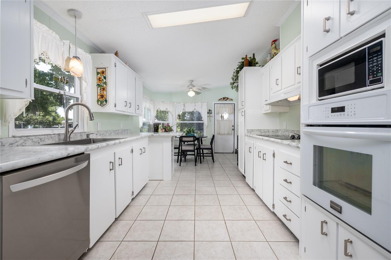 EDGEWATER LANDING - Residential