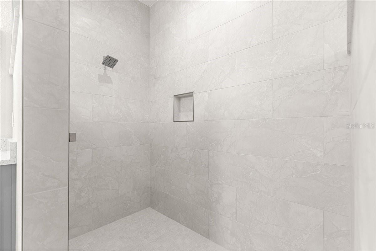 ROLLING HILLS UN 02 - Residential