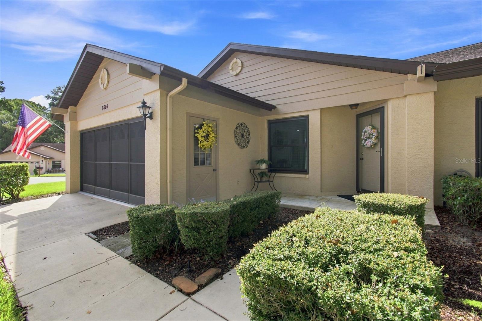 6802 PLUMLEAF COURT